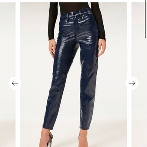 Good American Good Classic Textured Vinyl in Twilight001 size 4/27